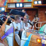 Kermis Nederweert van start: eerste bezoekers stappen in de attracties