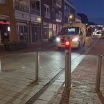 Fietsster gewond na botsing tegen paal in Stationsstraat