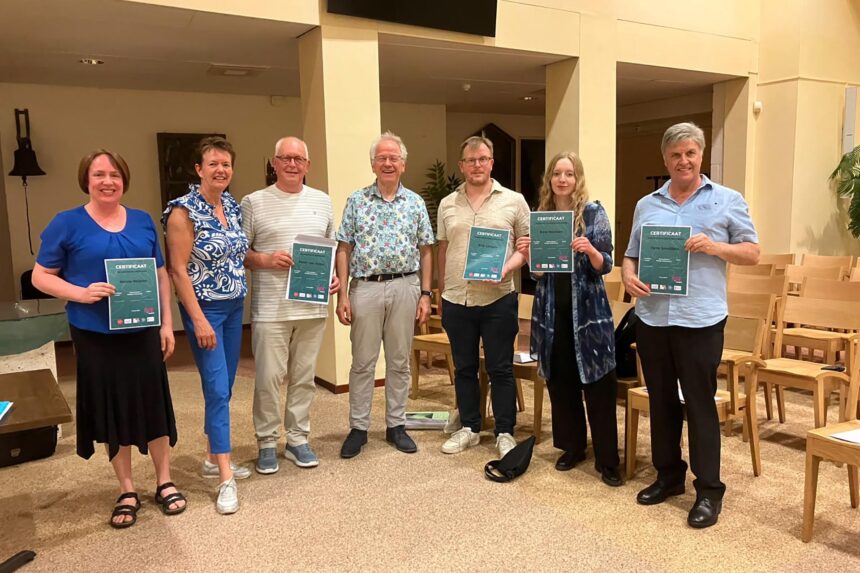 Vijf deelnemers ronden dirigentenopleiding af bij RICK in Weert. Foto via RICK