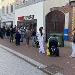 Pokémon-gekte zorgt al vroeg voor rij in centrum van Weert