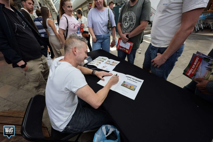 Signeersessie met Suske en Wiske tekenaar Thijs Wessels. Foto van Theo van de Winkel