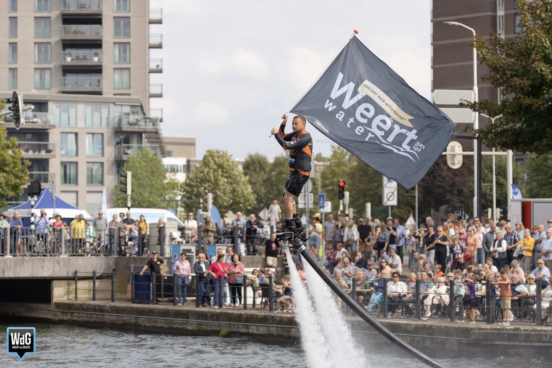 Weert viert 200 jaar Zuid-Willemsvaart bij de Stadsbrug